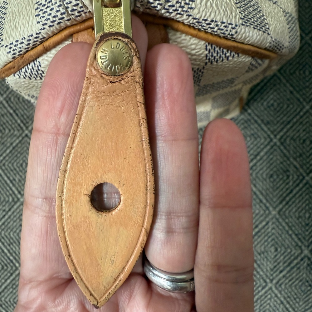 Authentic! Louis Vuitton Checkered Satchel with Pink Bow - Picture 9 of 16